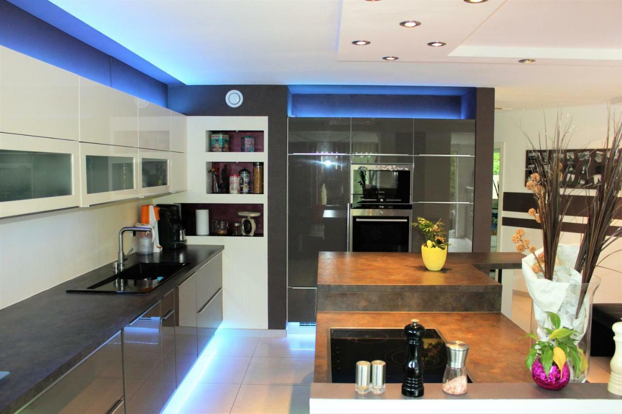Carl Orff Apartment *